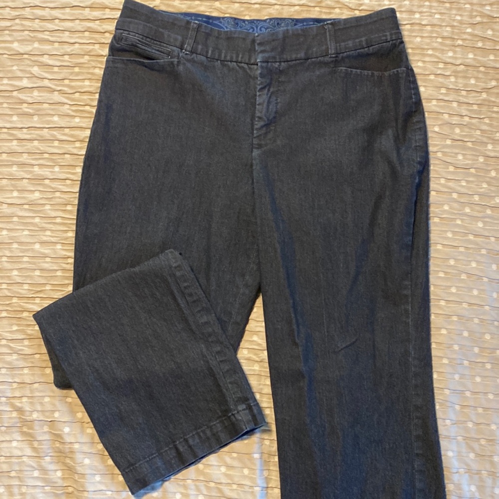 Gloria Vanderbilt Jeans size 12